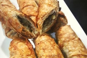 Haşhaşlı Mercimekli Çıtır Börek