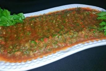 Kebapçılardaki Acılı Sos Tam Kıvamında Harika Lezzet