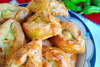 Mısırunlu Ağzı Açık Mini Poğaça