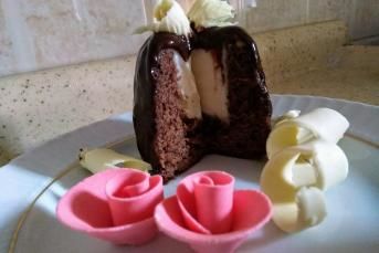 Muhallebi Dolgulu Fincan Kek