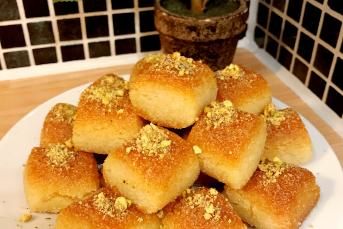 Lokmalık İrmik Tatlısı