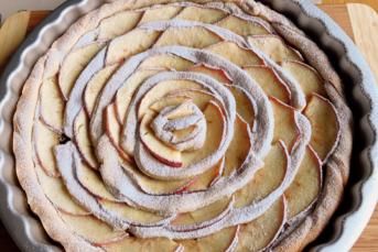 Nefis Elmalı Turta Yapımı