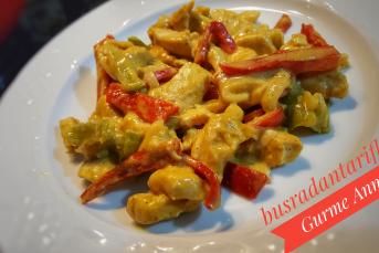 Köri Soslu Tavuk Yapımı