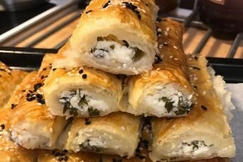 Baklavalık Yufkadan Sodalı Çıtır Börek