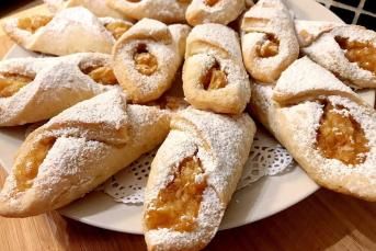 Margarinsiz Kek Gibi Yumuşacık Elmalı Kurabiye