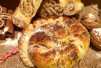 Cevizli Tarçınlı Haşhaşlı Çörek