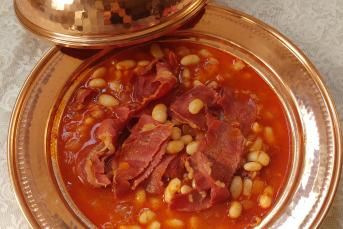 Pastırmalı Kuru Fasulye Nasıl Yapılır