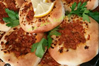 Lahmacun Poğaça