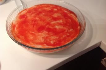 Meyve Soslu İrmik Tatlısı