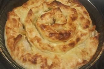 Ispanaklı Peynirli Rulo Börek