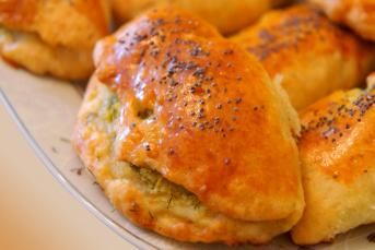 Dereotlu Kabaklı Kıyır Poğaça