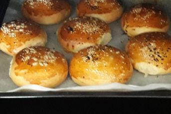 Ev Yapımı Hamburger Ekmeği Yapılışı