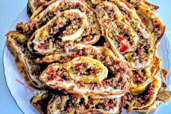 Lahmacun Böreği Yapılışı