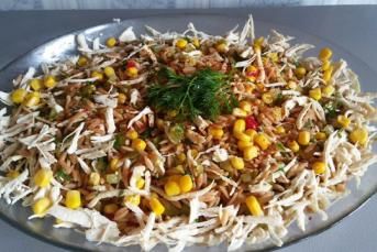 Tavuklu Şehriye Salatası Nasıl Yapılır