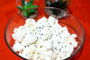 Kesilmiş Sütten Nefis Peynir Yapımı