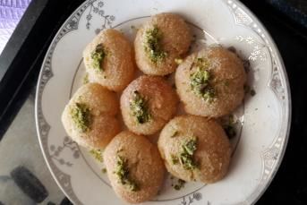 İrmikli Kesme Tatlı