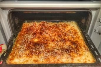 Baklava Yufkasından Börek Yapımı