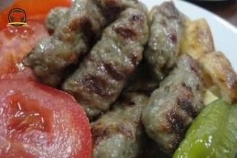 Akhisar Köftesi