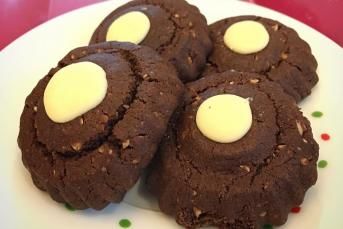 Beyaz Çikolatalı Kakaolu Kurabiye