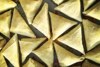 Yeşil Mercimekli Buzluk Böreği