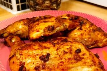 Fırında Nar Gibi Kızaran Tavuk Butları