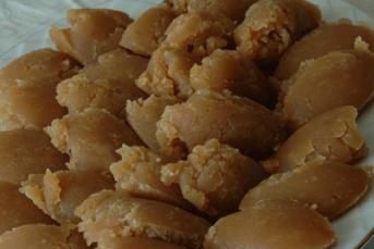 Ev Yapımı Un Helvası