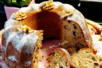 Cevizli Ve Kuru Üzümlü Kek