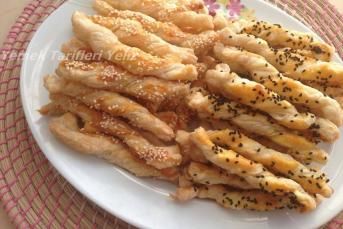 Çıtır Milföy Çubukları