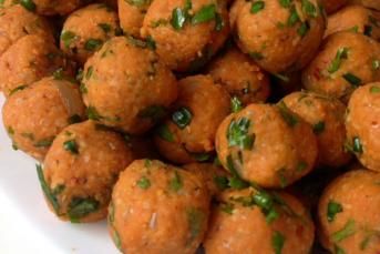 Top Top Mercimek Köftesi