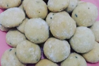 Parça Çikolatalı Fındıklı Un Kurabiyesi