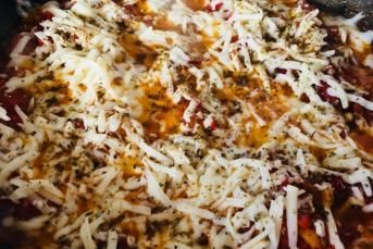 Müthiş Kahvaltılık (Kaşarlı Kekikli Domates)