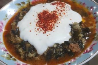 Kıymalı Ispanak Yemeği Tarifi