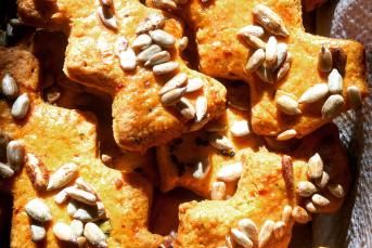 Salçalı Baharatlı Tuzlu Kurabiye