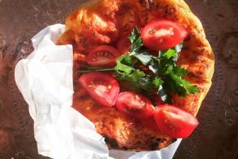 Salçalı Ekmek (Katıklı Ekmek)