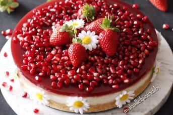 Nar Soslu Yalancı Cheesecake