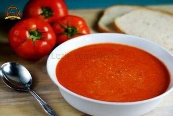 Ev Yapımı Domates Çorbası
