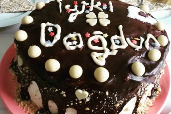 Vanilyalı Ve Çikolatalı Yaş Pasta