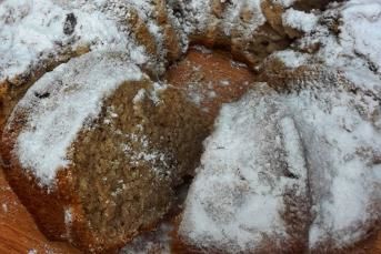 Tarçınlı Üzümlü Kek Tarifi