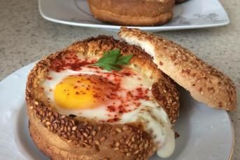 Yumurtalı Hamburger Ekmeği