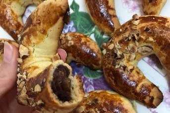 Ay Çöreği (Pastiç)