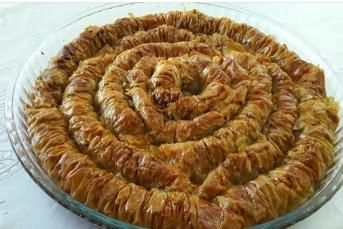 Baklavalık Yufkadan Oklava Tatlısı