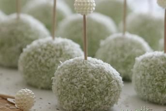 Pudingli İrmikli Toplar