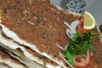 Evde Lahmacun Tarifi