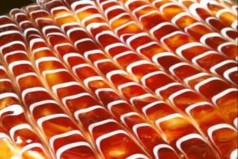 Karamel Soslu Trileçe