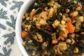 Sebzeli Bulgurlu Ispanak Yemeği