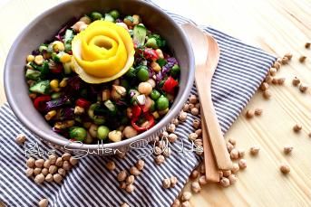 Karışık Nohut Salatası