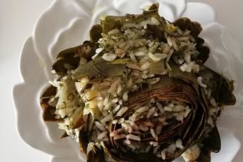 Zeytinyağlı Enginar Dolma Yemeği