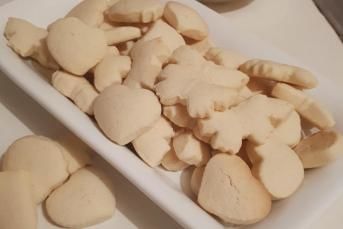 Şekilli Ve Basit Kurabiyeler